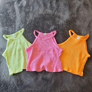 SHEIN Girl's Bundle of Three Ribbed Crop Tops - Green, Pink, Orange. Size 6Y